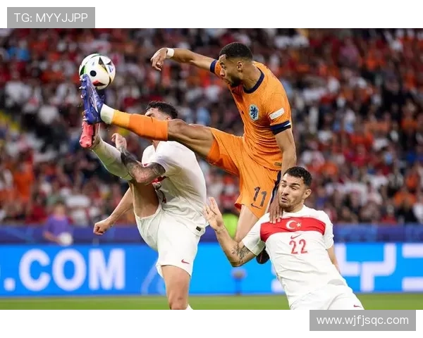 国家队新帅首秀告捷联赛球星爆发引发世界杯期待升温赛季走势明朗